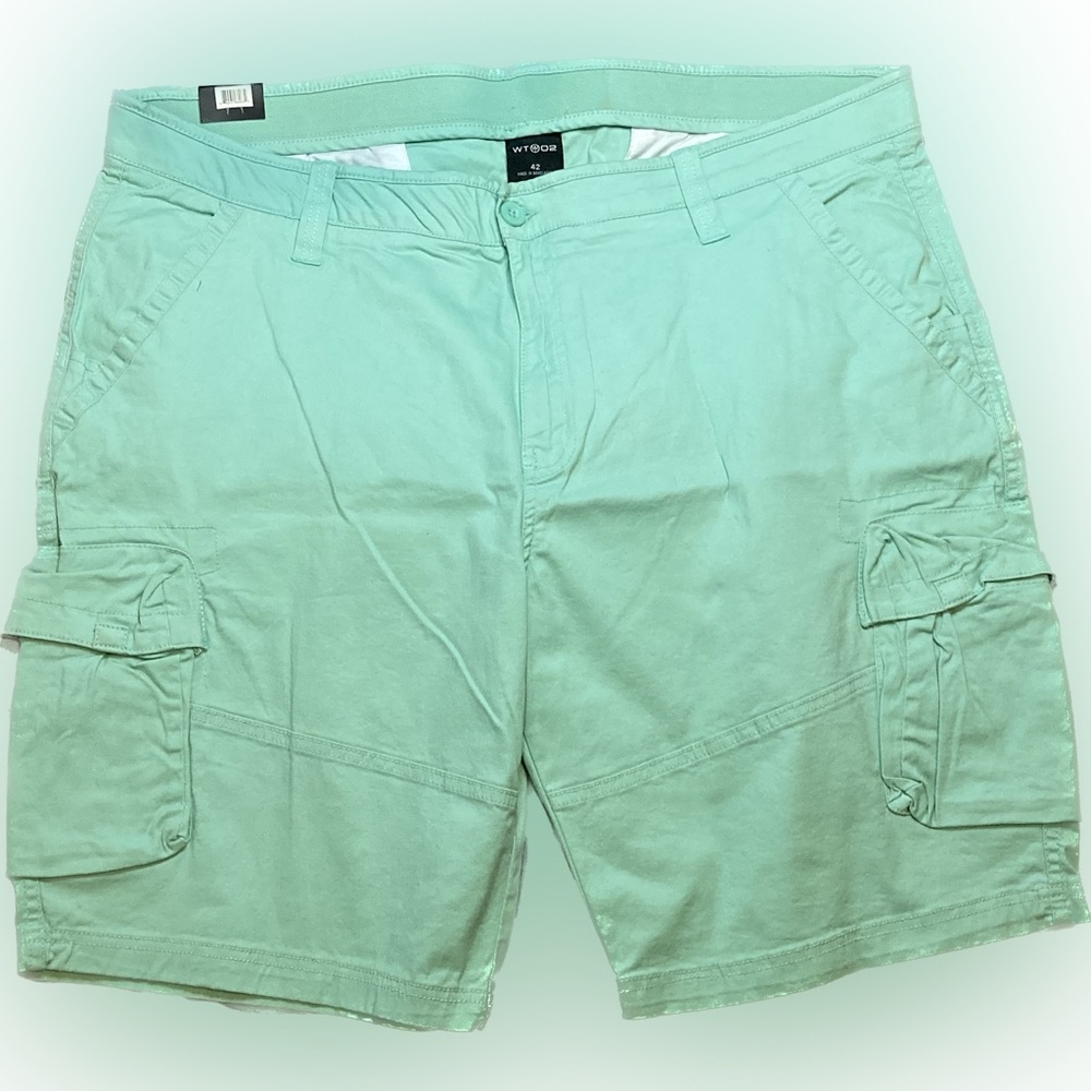 WT02, Men's Shorts, NEW, Elastic Waist Cargo Shorts, Aqua Color, Size 42